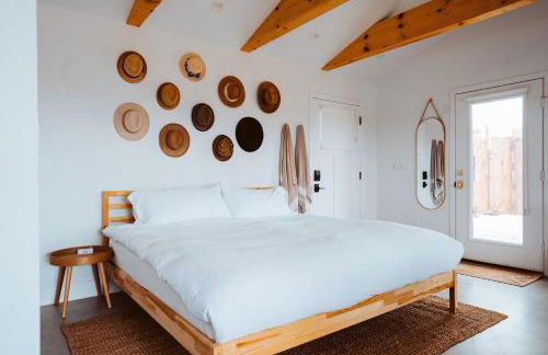 Romantic Desert Escape - Stargazing Dome, Hot Tub, Fire Pit, Hammocks, Cowboy Pool - Foto 41