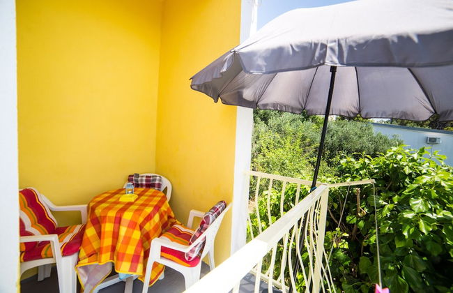 Apt Next to the Beach w Balcony and sea View - Foto 9