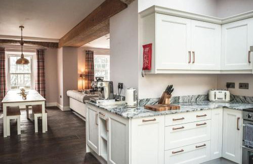 The Saddle Room - Photo 45