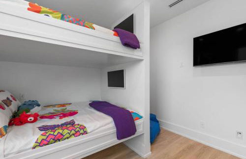 Flagler Beach Oceanfront Luxury | 5BR, Dog-Friendly, Sleeps 12 - Foto 47