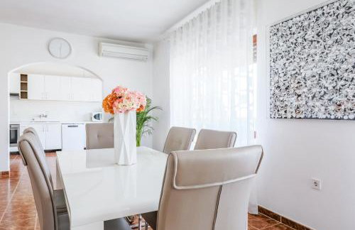 Apartments Zdenka - Photo 8