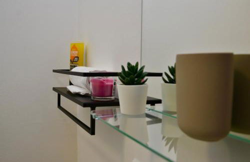 Modern 3 bed home, Free Parking, Free Netflix and WIFI - Foto 19