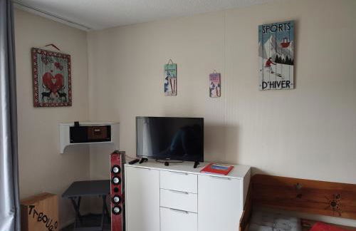 Pla d' Adet, appart 4 personnes Résidence le Grand Stemm , station de ski Saint Lary , pieds des pistes et randonnées - Photo 11