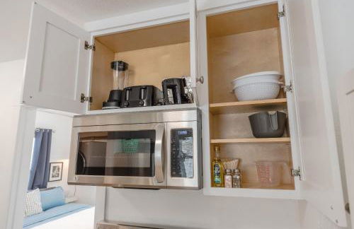 #StayinMyDistrict Coos Bay Goldfinch Cottage - Foto 7