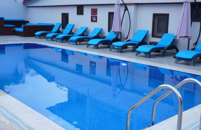 Street61 Studios - Photo 54