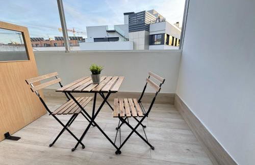 LUMINOSOS APARTAMENTOS POZUELO a 8 MINUTOS DE PALACIO REAL - Foto 29