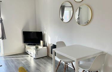 Stylish & Modern 1 Bed Aprt nr Sandwell & close to M5 & M6 links - Foto 10