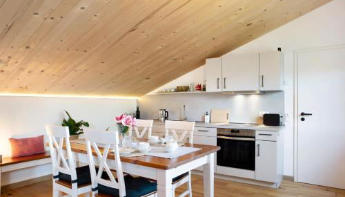 Refugium aus Vollholz - Foto 3