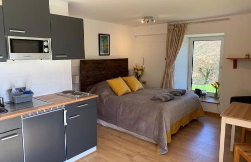 Secluded and self-contained Room with a View - Foto 1