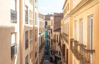 Shiny Mik Super Family Apartment - Photo 1