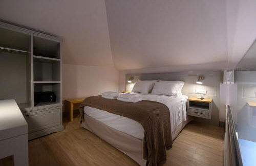 Kannas Mani Luxury Suites -Adults Friendly 14 Plus - Photo 36