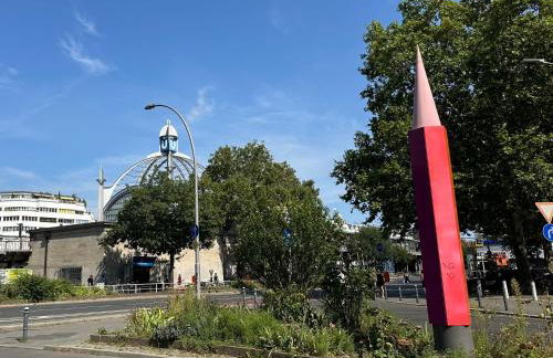 Nollendorf Apartments - 1 separate bedroom and 1 living room with sofa bed in Motzstraße - Foto 68