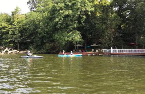 3 Acre Lake Paradise Swimming Pool & Jacuzzi HotTub! - Foto 5