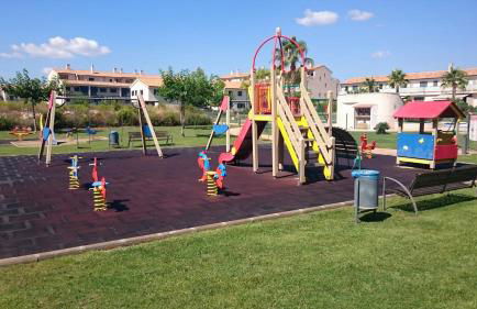 Impresionante alojamiento compuesto por 2 Chalets Adosados de lujo para 14 personas Piscina con CIRCUITO SPA - Foto 37