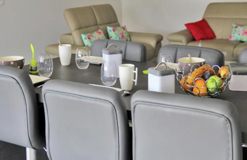 State of the Art Fixtures Villa in Vidauban with Pool - Photo 9