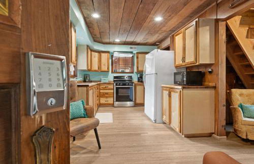 The Knotty Cabin in Kings Canyon National Park - Foto 2