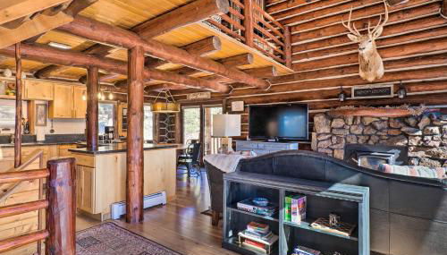 Classic Colorado Log Home with Mountain Views! - Foto 3