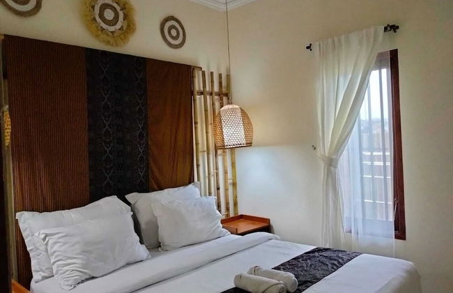 Villa New D'Bamboo by Plesirhatiyogja - Foto 1