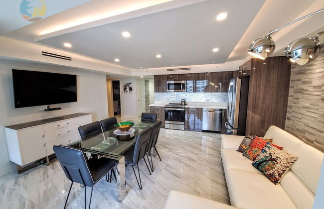 Alexander 1103 4 Bedroom Apts by RedAwning - Foto 1