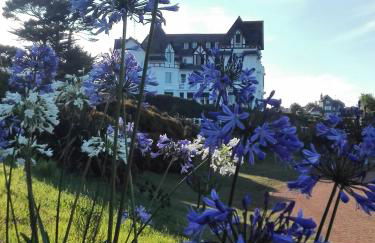 En front de mer, accès direct chemin de randonnée GR34 - Foto 4