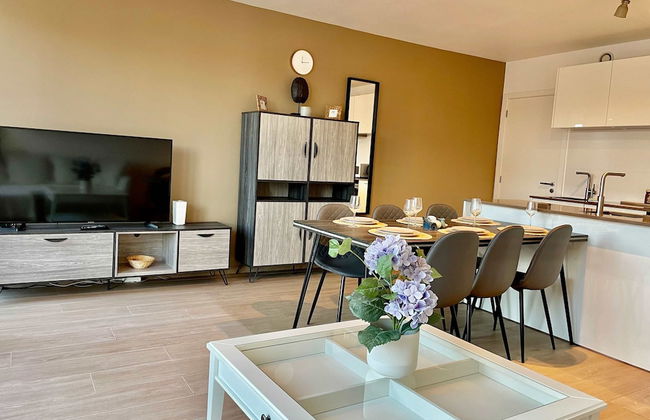 Modern 2BR 1.5 BA Near Diamond District by Oneluxstay - Foto 12