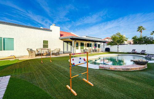 Pool, Putting Green and Games Chandler Home! - Foto 1