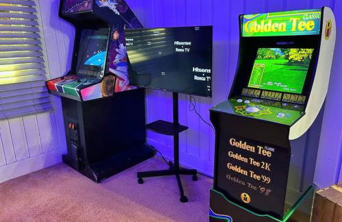 Cozy Indian Lake Chalet on Golf Course with Arcade/Gameroom - Foto 37