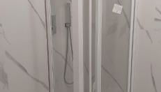 Ludo Airport - Photo 4, Shower