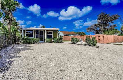 Sleeps 12 - House Guest Apt - Plenty of parking - Foto 8