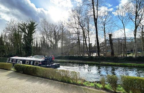 Luxury Canal-side Apartment, Hemel Hempstead, Free parking, Perfect for Contractors - Foto 31