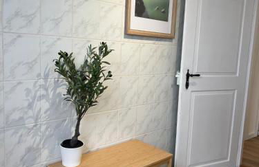 MEGHA Living - 2 Zimmer Appartments mit Küche - Zentral - Foto 63