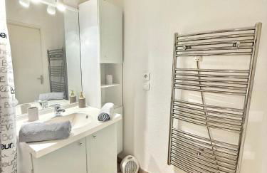 T2 Moderne - Parking - St-Martin-du-Touch - Foto 9