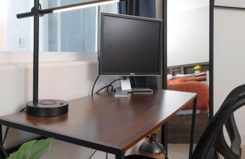 Modern 1BR Suite w AC Sleeps 3, NW Bakersfield - Photo 20