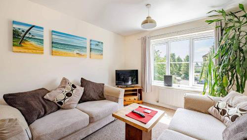 2 Bed Flat - Sleeps 4 - Pets - Parking - Garden - Foto 1