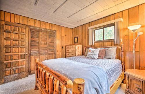 North Creek Chalet with Fire Pit Near Gore Mountain! - Foto 14