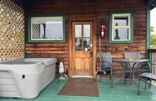 Bridge Tender Shack with hot tub on deck - Foto 18