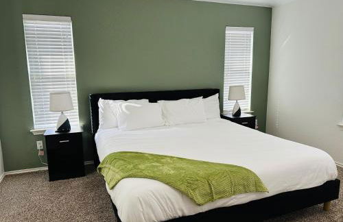 Sandy Retreat for family and groups Austin - Foto 7