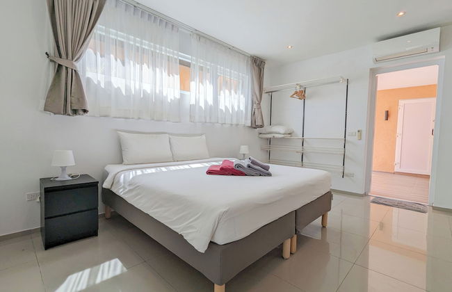 Poolside Apartments and Rooms - Foto 14