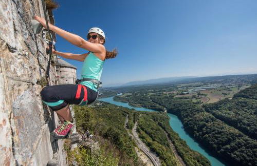 Balneo & Ciné - Jungle Touch - Direct Genève - Gare Bellegarde - Foto 18