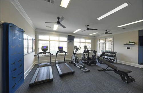 Landing Beautiful 1BD Game Room Courtyard - Foto 22