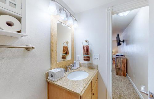 Soft Sunsets and Still Water at Flathead Condo - Foto 18