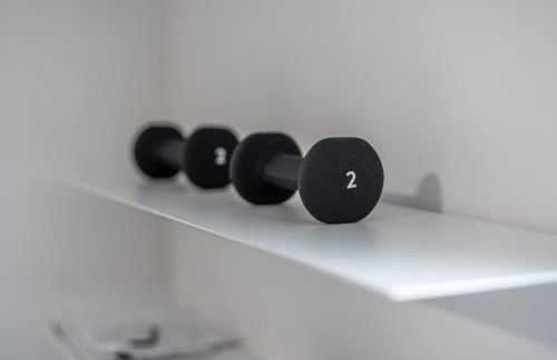 Tranquil Light-Filled Retreat 3BR Ranch - Photo 46