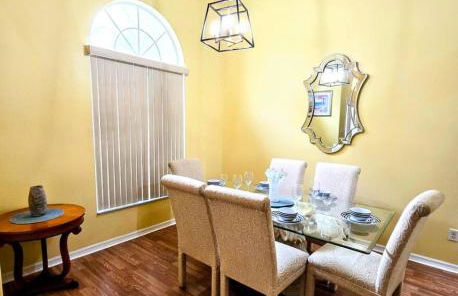 Joyful and Bright 4 Bedroom 3 Bathroom Pool Home - Foto 38