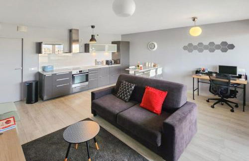 Confluence - Photo 3