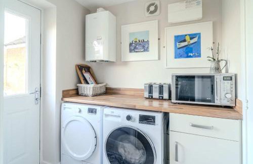 Spacious Cotswolds Base, Private Garden & Parking - Foto 15