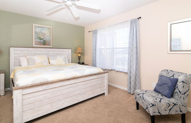 The Regal Hideaway - Photo 4