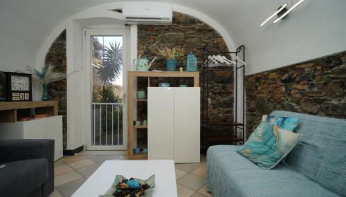 Waves & Trails - Photo 1