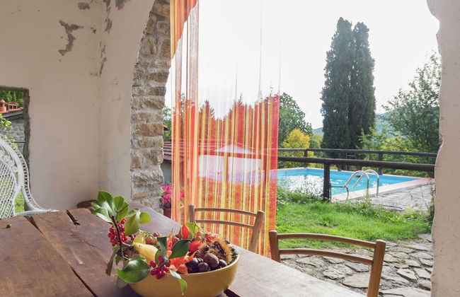 Rustic Chalet With Pool - Photo 18