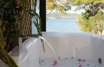 KLA SUITES by PROJECT 86 IKE - Photo 26