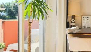 NEW - Epic Design -AC, Balcony, Free Parking - Foto 5